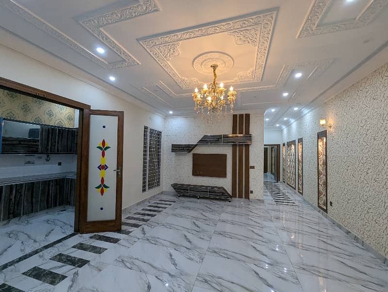 10 Marla Brand New Luxury Spanish Style Double Storey Double Unit House Available For Sale In Architect Society Near UCP University Surrounding Joher Town Lahore. 42