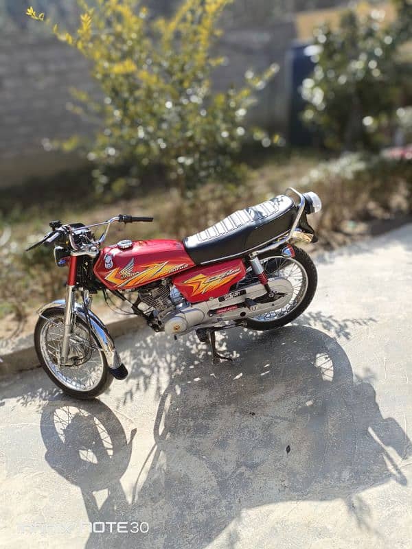 CG 125 VERY GOOD CONDITION 1 HAND USED whatapp 03130930887 1