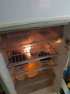 Original LG medium size fridge for sale (only freezer working)