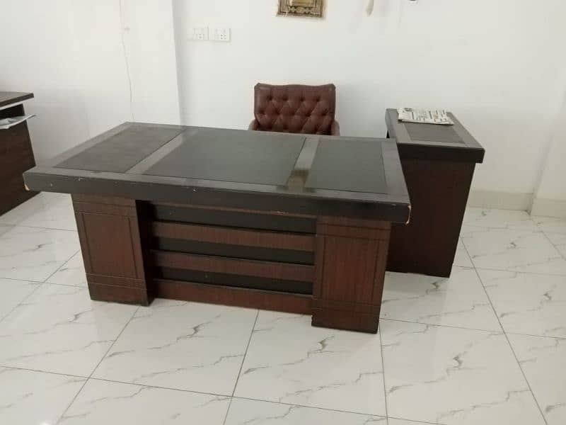 Office Furniture Chairs tables and sofas 17