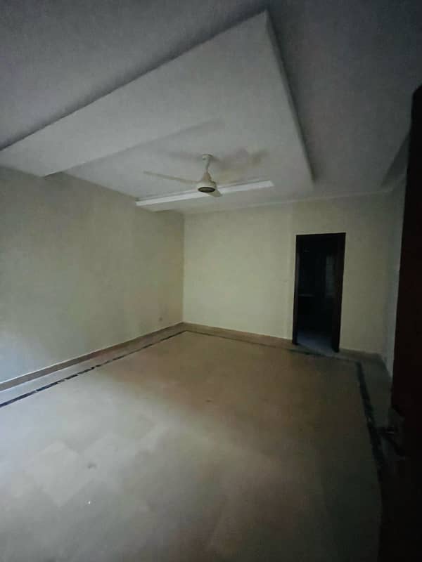 beautifull house for rent in H block bahria town phase 8 2