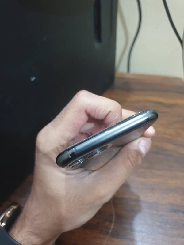 Iphone 11 Pro Non PTA 64Gb 4 Months Sim timing 2