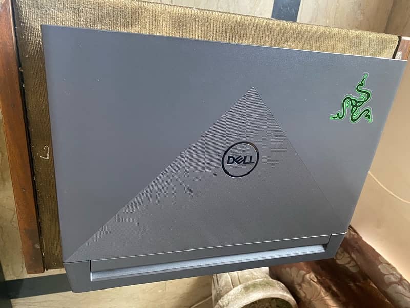 Dell Alienware g15 11 gen core i5 Rtx 3050 1