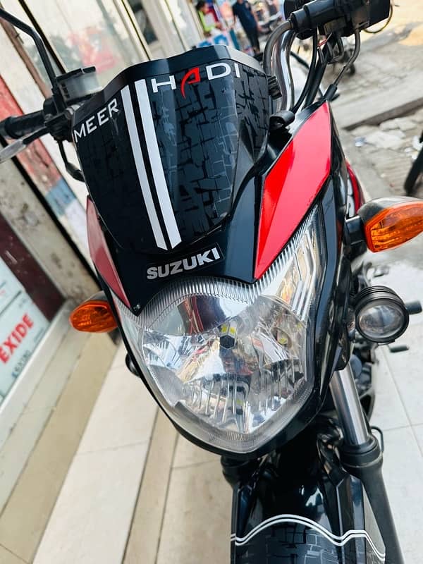 Suzuki GR-150cc 3