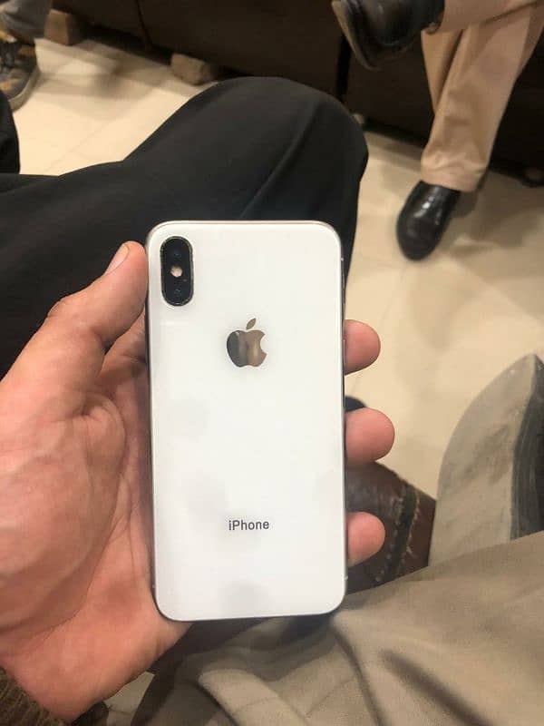 iphone X 256gb PTA proved with box 2