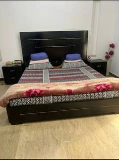 Bed set in good condition