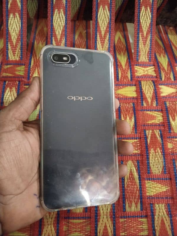 Oppo A1k 2/32 gb 2