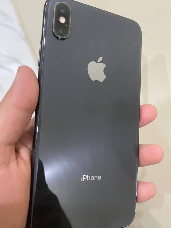 XS MAX IPHONE (LIKE NEW) 4