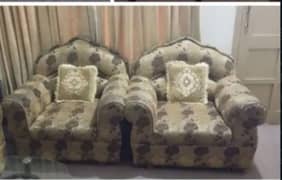 5 Seater Sofa Set Available In Very Responsible Price