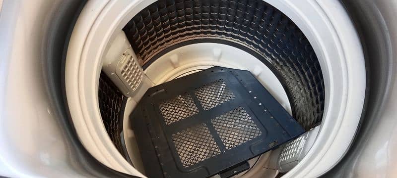 Haire fully Automatic washing machine 15k for sale . 0