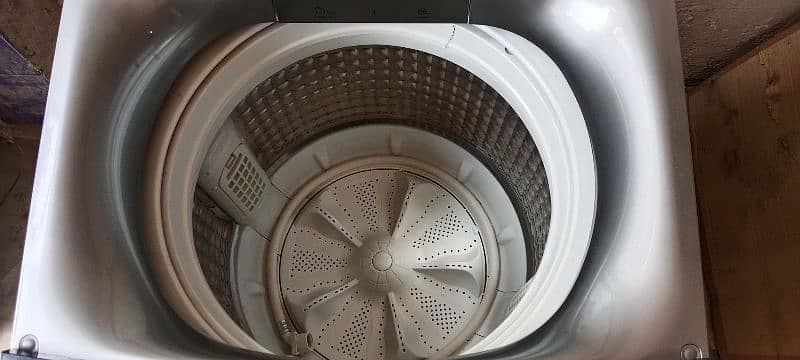 Haire fully Automatic washing machine 15k for sale . 3