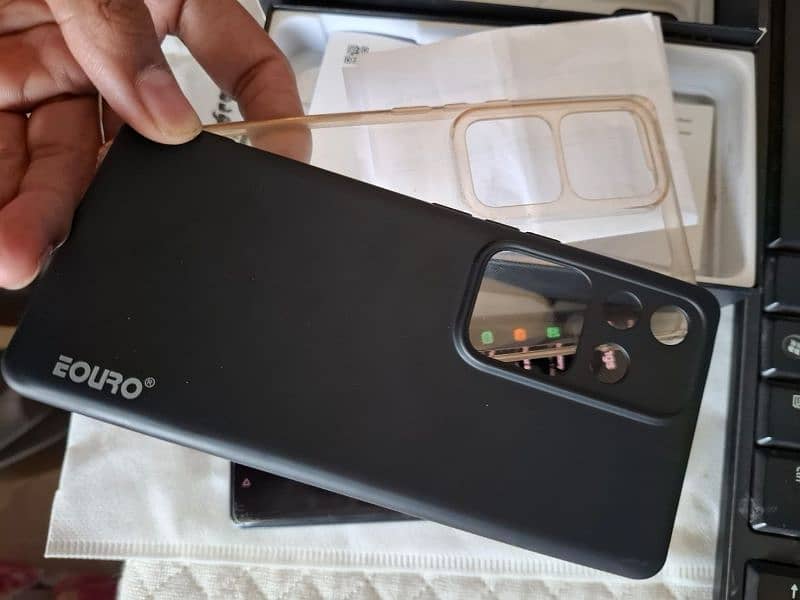 vivo v30 with box came from Malaysia 4