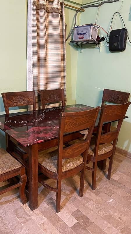 Dining table with set of 6chairs 4