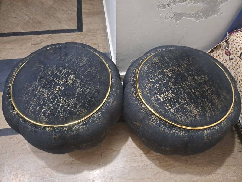 Ottoman in Black and Golden Color 3