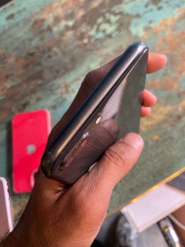 iPhone 8 Plus 64gb pta approved 5