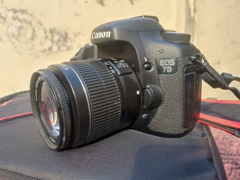 Canon EOS 7D DSLR Camera – Excellent Condition! 0