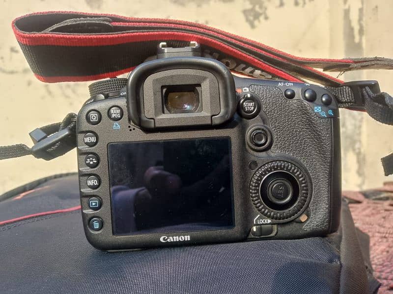 Canon EOS 7D DSLR Camera – Excellent Condition! 6