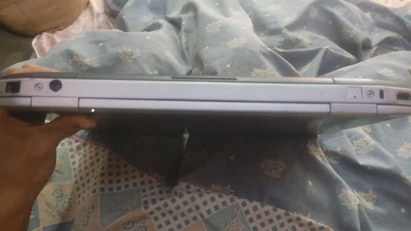 dell laptop 9