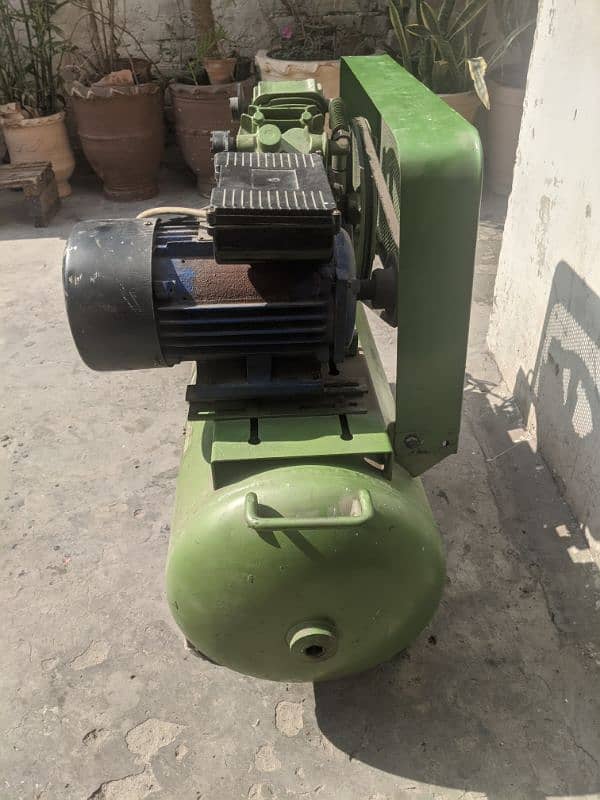 air compressors brand new construction 2