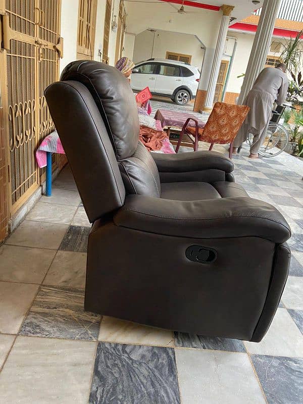 recliner sofa 4