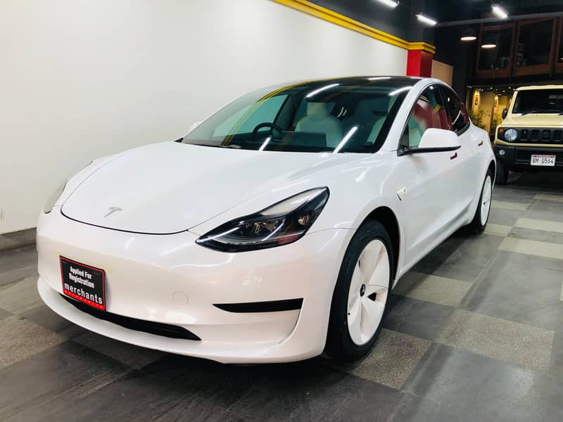 Tesla Model 3 2021 Standard Range Plus- SpaceX 3