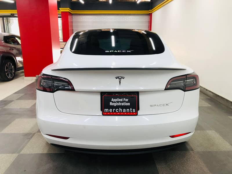 Tesla Model 3 2021 Standard Range Plus- SpaceX 18