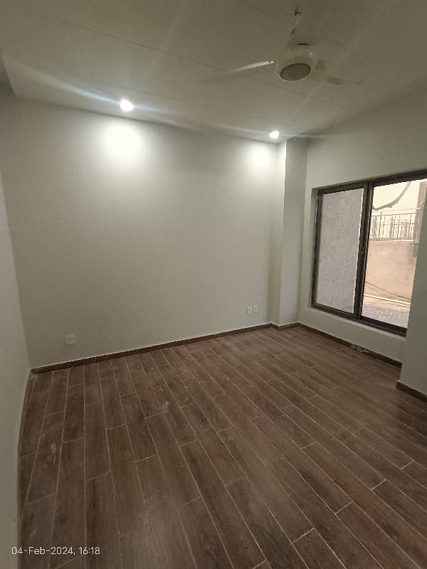 3 Bed Brand New Apartments Available For Rent in Zarkon Heights G15 14