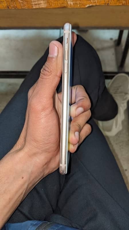 iPhone 8 Plus pta approved 64gb 4