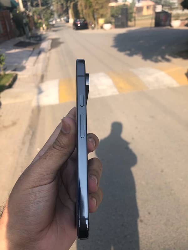 Google Pixel 9 Pro XL Non PTA 4