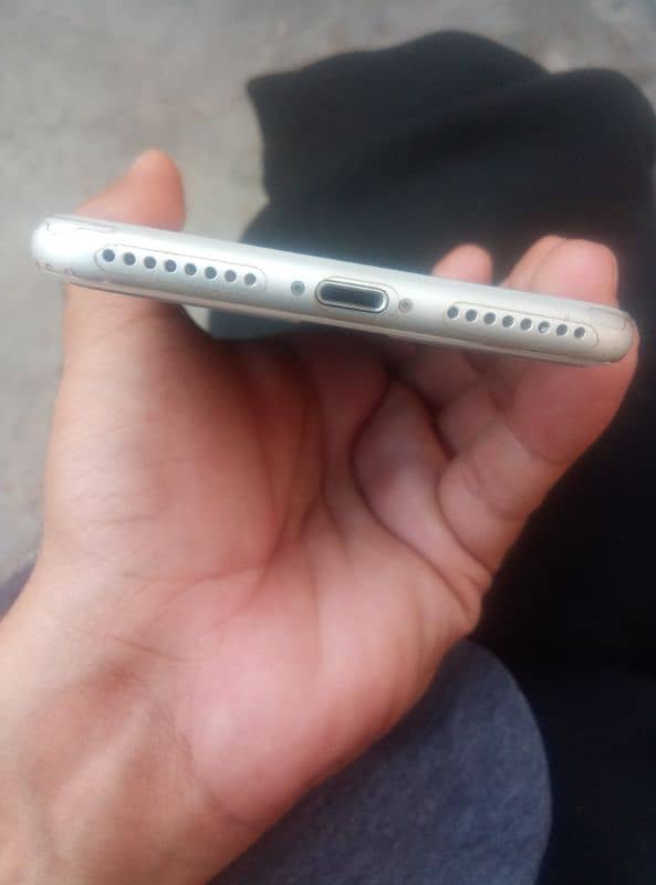 iphone 8plus 256 PTA 5