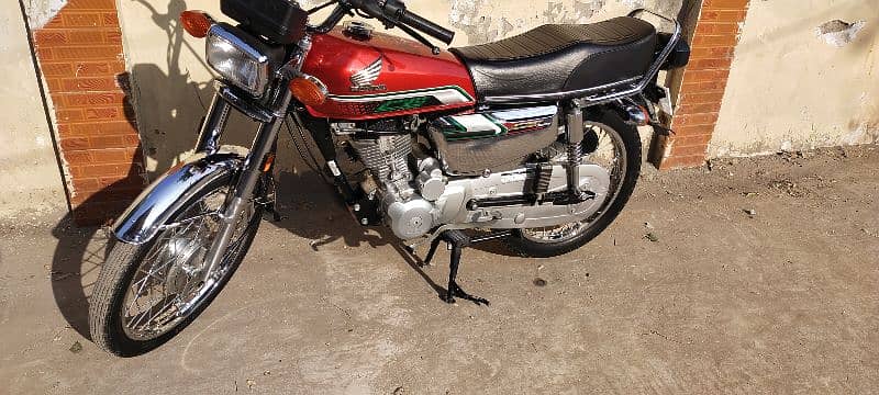 Honda CG 125 SPECIAL EDITION | Model 2023 | TOTAL GENIUN 0