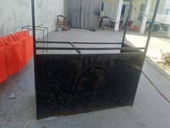 black counter 35 hazar  2nd counter 25 hazar . zeezhan 03107747425