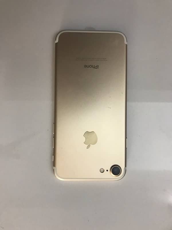 iPhone 7 (non-pta) 1