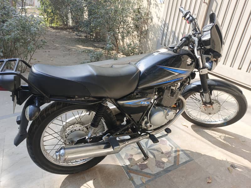 Suzuki GS 150 2023 0