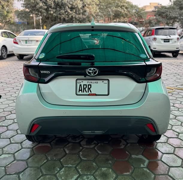 Toyota Yaris 2020 1