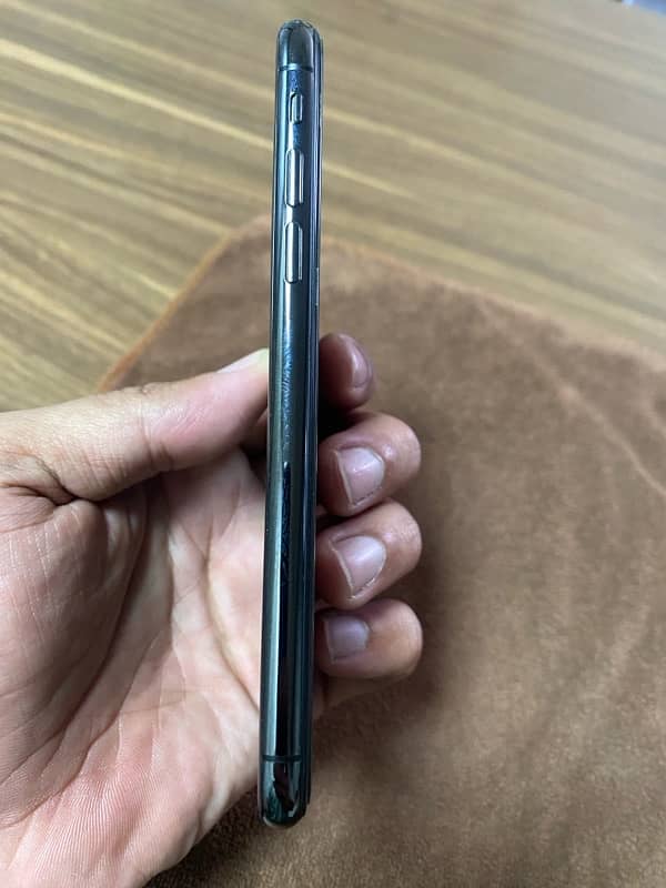 iPhone X 64gb pta 4