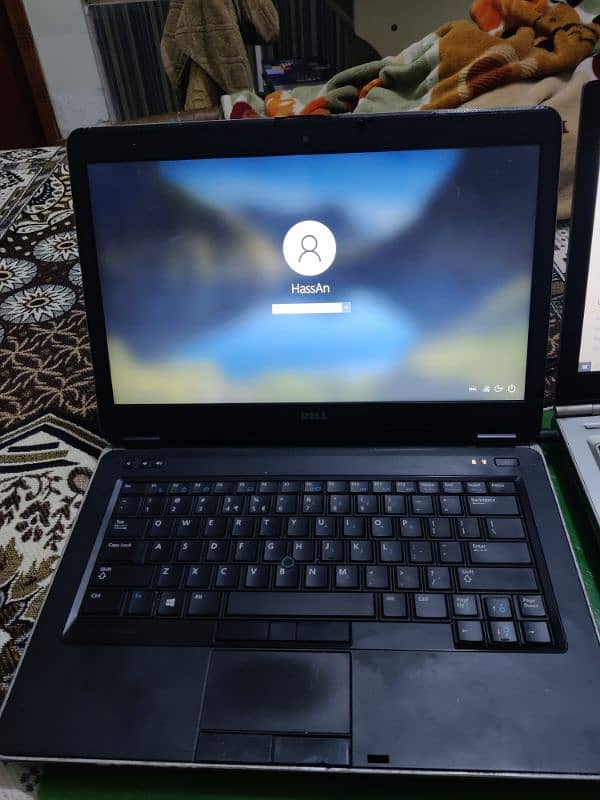 Dell i7 ( 4th Generation ) 7