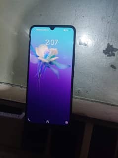 vivo v20se (8/128) . with original flash charger.