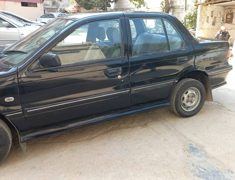 Mitsubishi Lancer 1991 Black 2