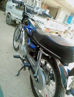 honda 125 full ok smood bike