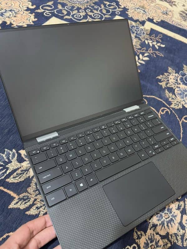 `Dell XPS 13 7390 2 in 1 Laptop  i7 10th generation 32gb ram 512gb ssd 0