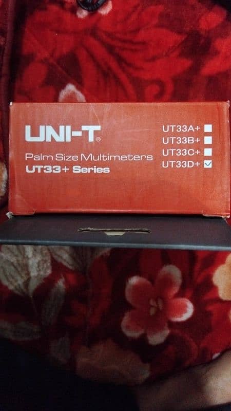 UNI-T Digital Multimeter UT33D+ 6