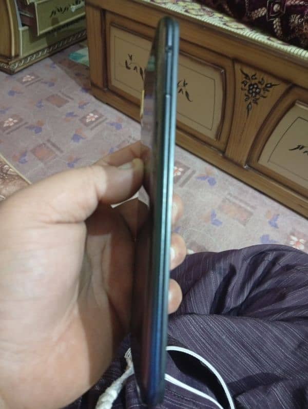 Vivo y 97 8/256me urgent sale 15000 rupes only mobile 3