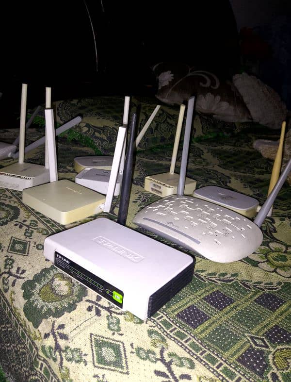 Tenda + TP Link + TOTO Link 4