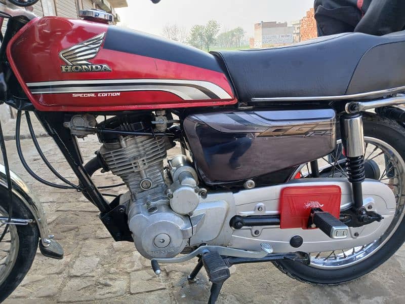 HONDA 125 special edition 3