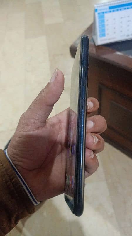 Infinix hot 10 6,128 good condition 3