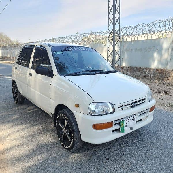 Daihatsu Cuore 2009 1