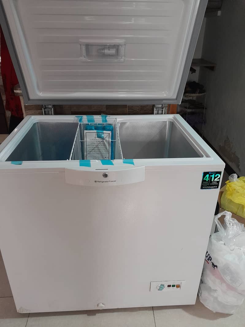 Dawlance Invertor Refrigerator/Freezer 3