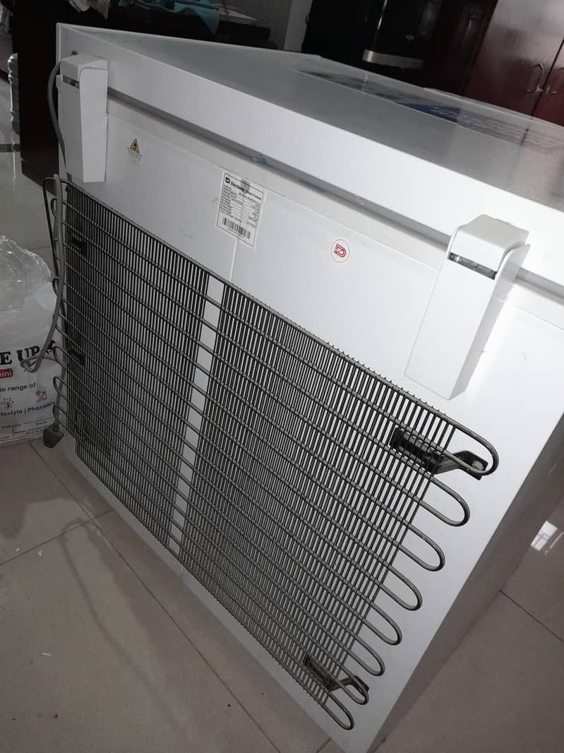 Dawlance Invertor Refrigerator/Freezer 7