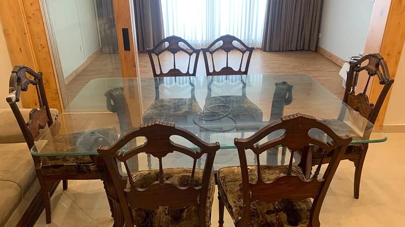 6 Chair dinning table for sale 2